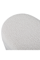 Banco Curvo en Bouclé Crema | Andrew Martin Dura | Oroa.es