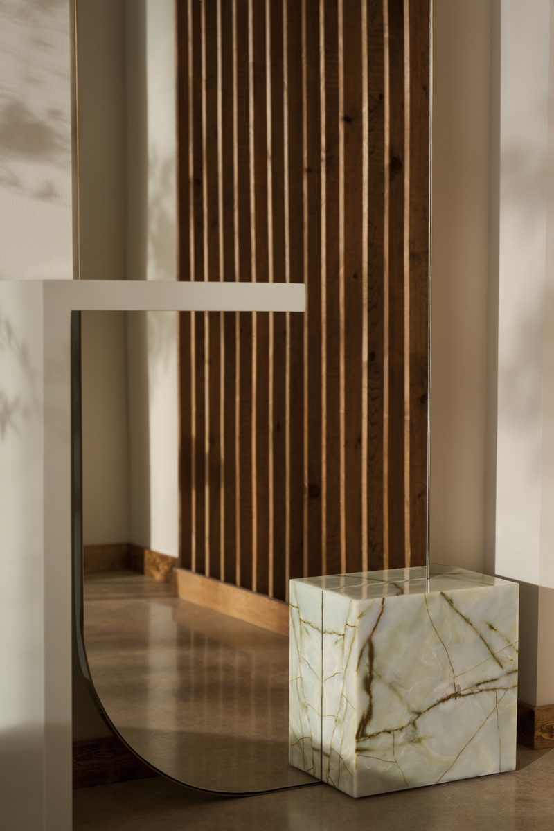 Espejo de pie metalizado en bronce | Caracole Monaco | Oroa.es